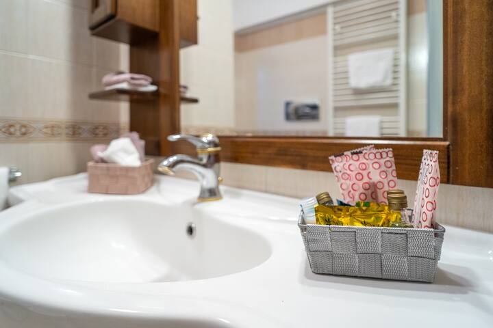 imgi_176_f39229a3-024c-4372-8c72-30c8f6b16622